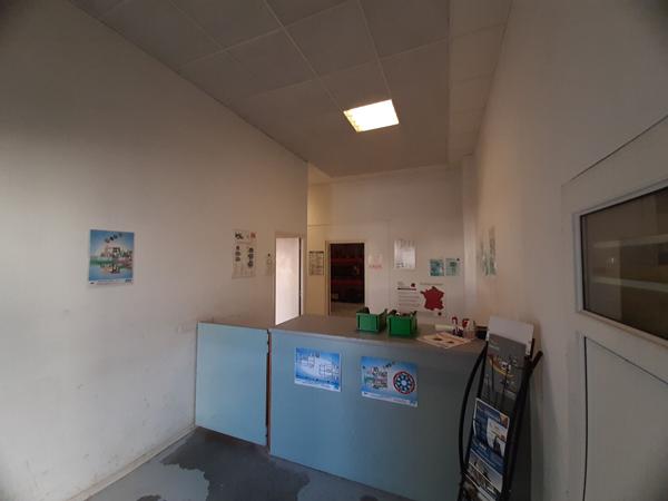 À LOUER - Local d'activité - 635 m² - Nantes Est