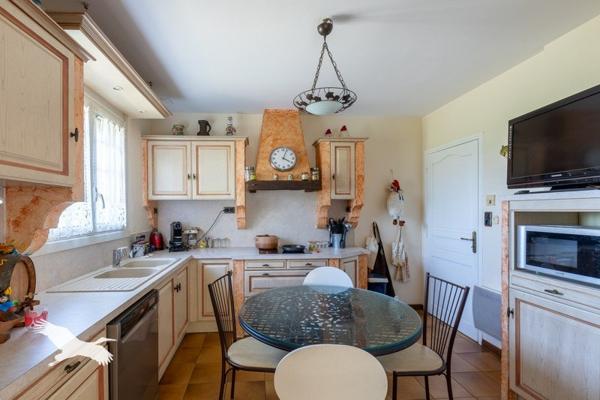 Maison 330 000 € Bruguières 4 p 150 m² DPE D
