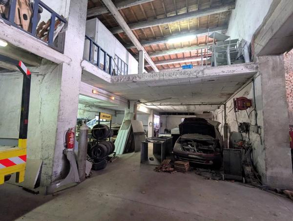 Ensemble immobilier à fort potentiel de valorisation – Bédarieux