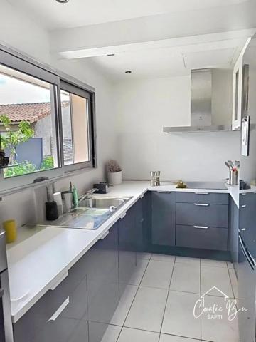 Maison 5chambres sur beau terrain clos de 1045m²