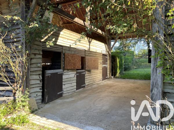 Maison à vendre 12 pièces 315 m² Chalais