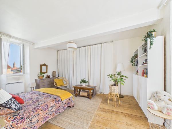 Maison
         7 pièces
        - 208 m² Exclusivité