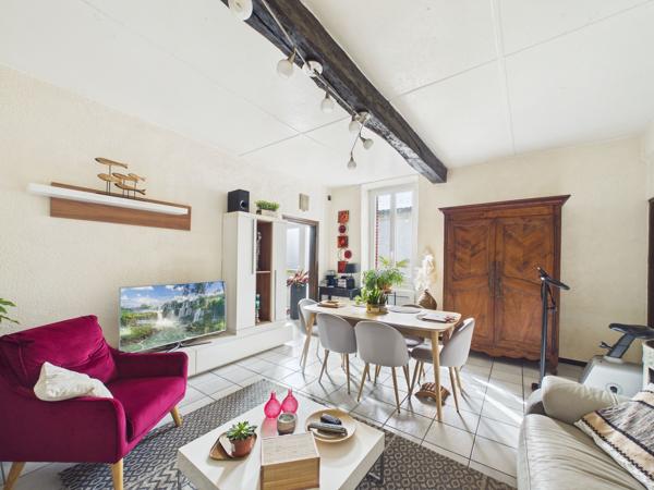 Maison
         7 pièces
        - 208 m² Exclusivité