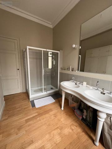 Maison de maître à vendre à Bordeaux en Gironde (33000), ref : 016/1043   
Fondaudège