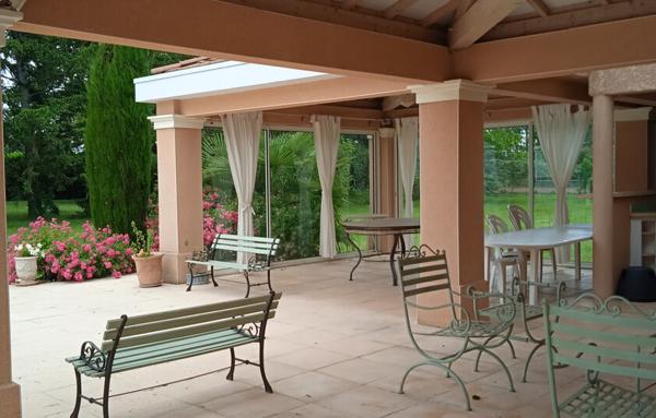 Bastide de 440 m²