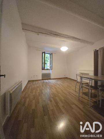 Immeuble à vendre 104 m² Pernes-les-Fontaines