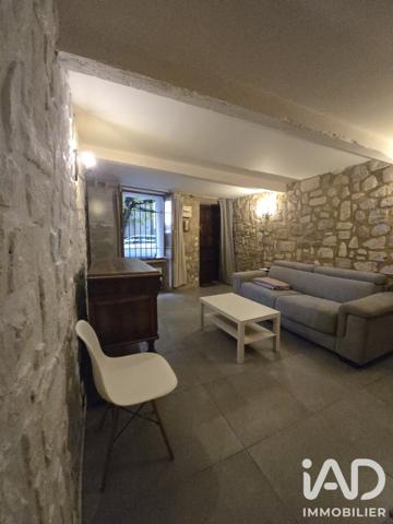 Immeuble à vendre 104 m² Pernes-les-Fontaines