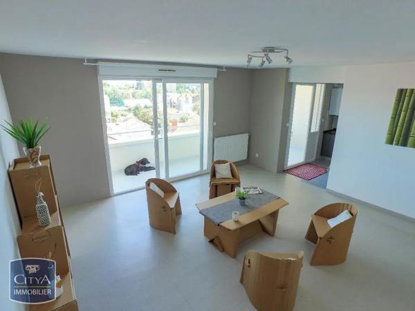 Appartement à louer 3 pièces 73.37m²