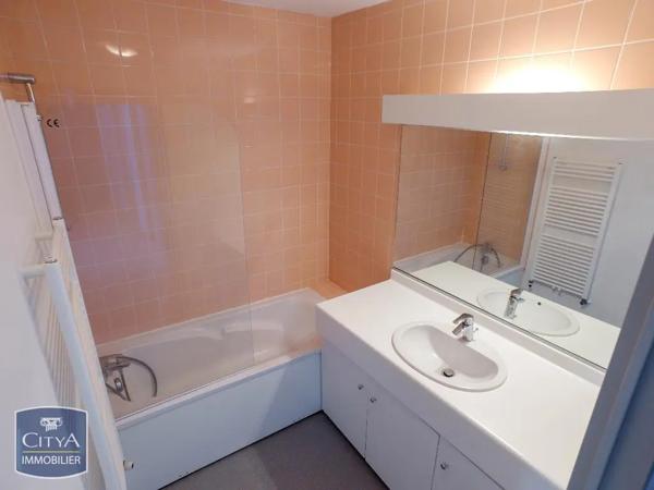 Appartement à louer 3 pièces 73.37m²