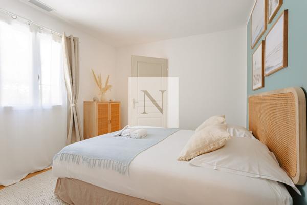 Maison contemporaine 187 m² rénovée avec piscine – Périgny