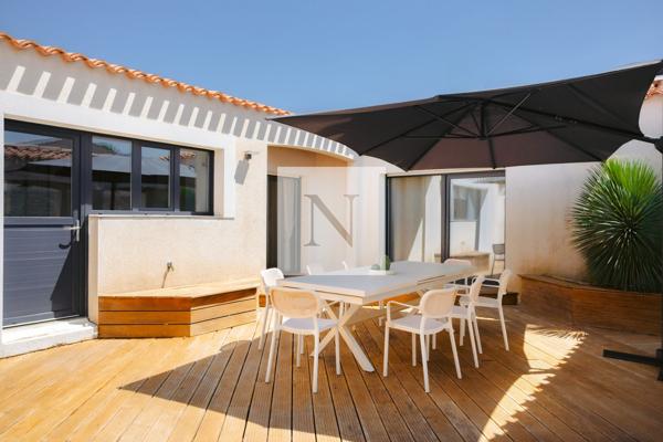 Maison contemporaine 187 m² rénovée avec piscine – Périgny