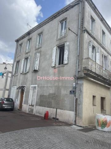 Immeuble à vendre 6 pièces de 211 m²