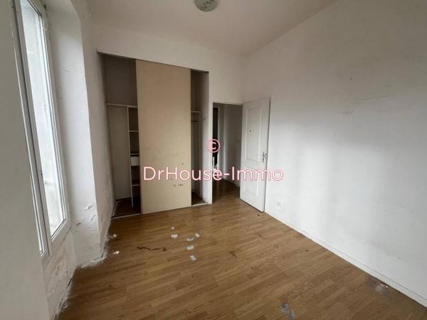 Immeuble à vendre 6 pièces de 211 m²