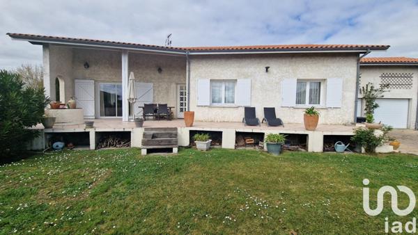 Maison traditionnelle 5 pièces de 168 m² à Parempuyre (33290)