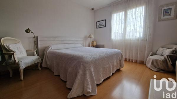 Maison traditionnelle 5 pièces de 168 m² à Parempuyre (33290)