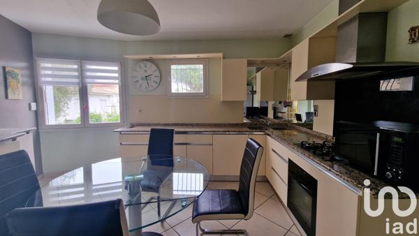 Maison traditionnelle 5 pièces de 168 m² à Parempuyre (33290)