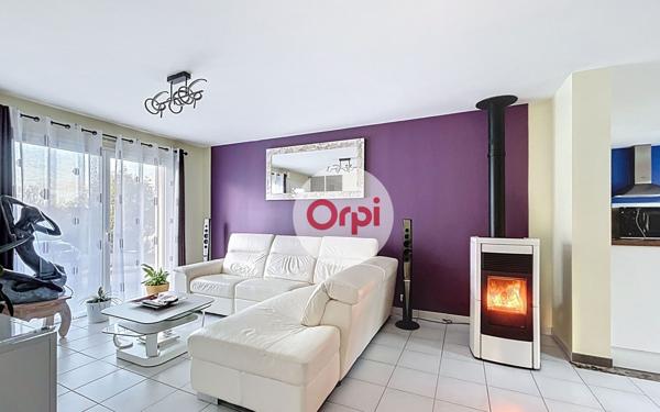 Maison à vendre    5 pièces •  Elven