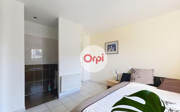 Maison à vendre    5 pièces •  Elven