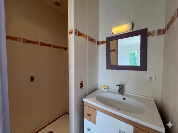 Maison Laragne Monteglin 4 pièce(s) 155 m2
