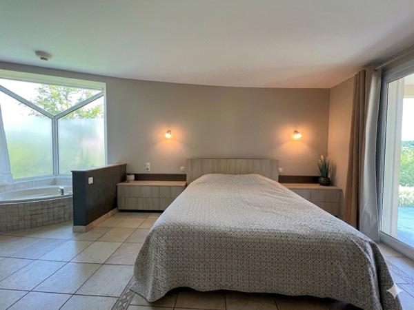 Maison Laragne Monteglin 4 pièce(s) 155 m2