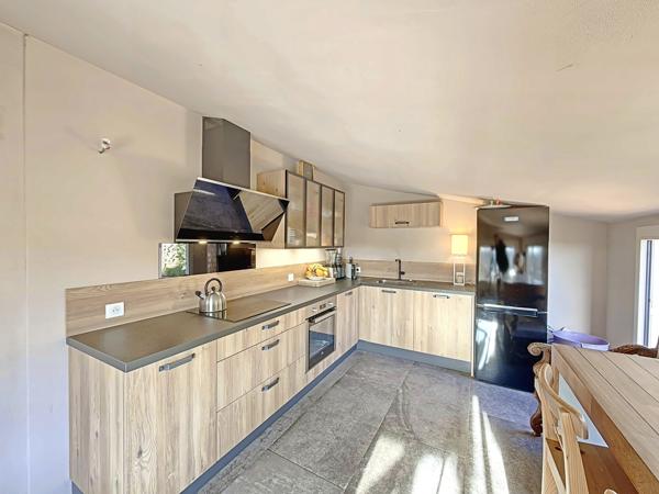 Maison 3 pièces - 80 m² Exclusivité efficity