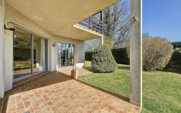 Maison à vendre    5 pièces •  Idron