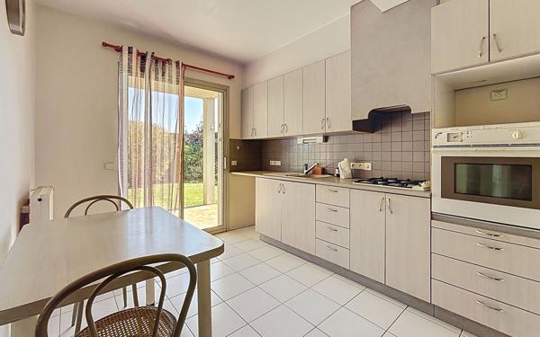 Maison à vendre    5 pièces •  Idron