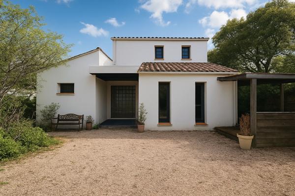 Marseiile 12-Beaumont-VILLA 122 m2 avec piscine -STUDIO INDEPENDANT 30 m2 et GARAGE 45 m2