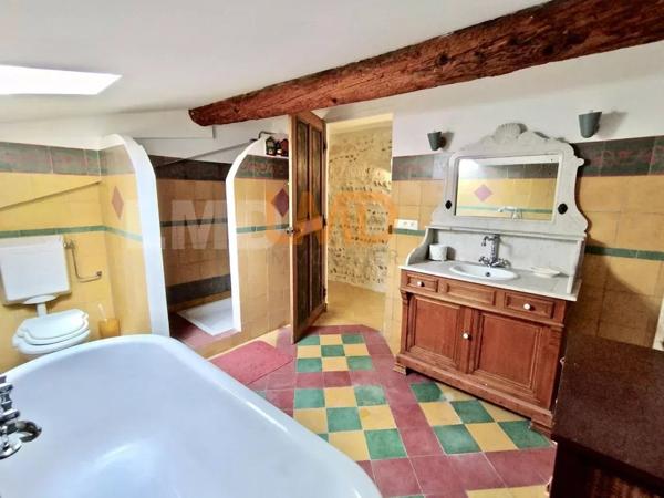 Charme - Atypique - Belle Restauration - Piscine