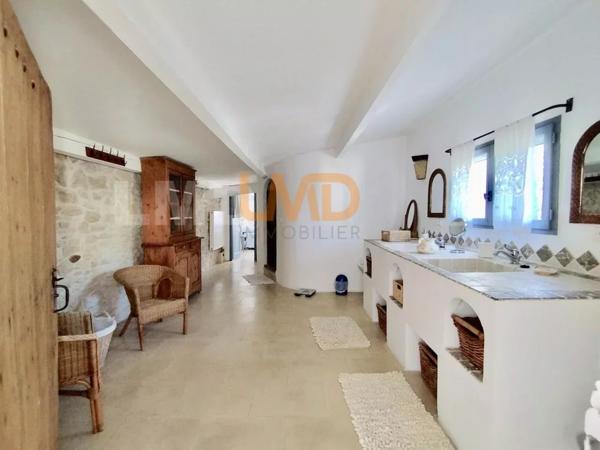 Charme - Atypique - Belle Restauration - Piscine