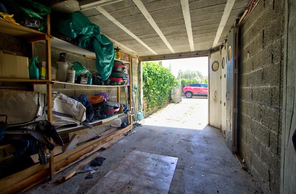 AGEN - Maison de 126 m² composée de 4 chambres, d'une terrasse couverte et d'un garage fermé.