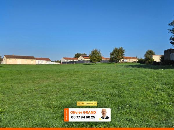 TERRAIN CONSTRUCTIBLE ORADOUR SUR GLANE - 1406M² - HYPER CENTRE-BOURG