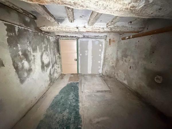 Location                                                      Appartement
                        
                     2 pièces                      42 m2                     à Lodève