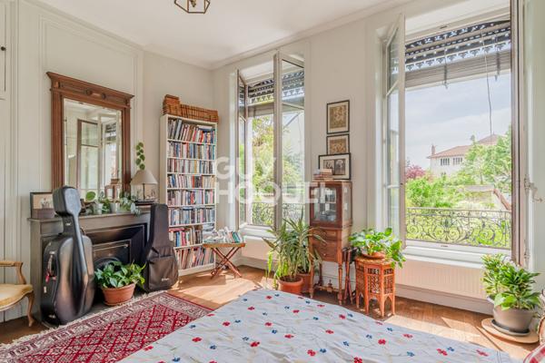 RARE À LA VENTE - T5 140m² Bourgeois Adresse d'Exception