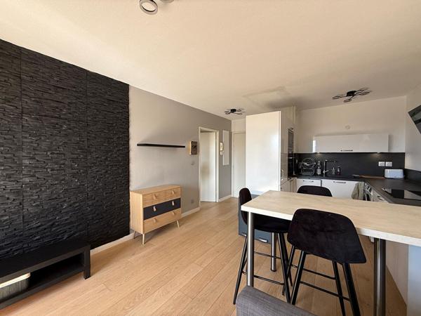 A LOUER - LA SALVETAT SAINT GILLES - Appartement T2 meublé 43 m² avec balcon et 2 places de parking - G1335-FG