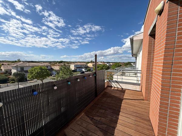 A LOUER - LA SALVETAT SAINT GILLES - Appartement T2 meublé 43 m² avec balcon et 2 places de parking - G1335-FG