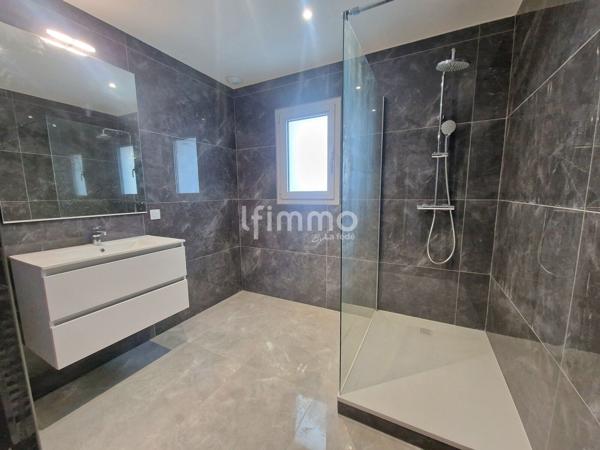 Maison type villa t4 neuve avec jardin 147m² - 33670 Créon