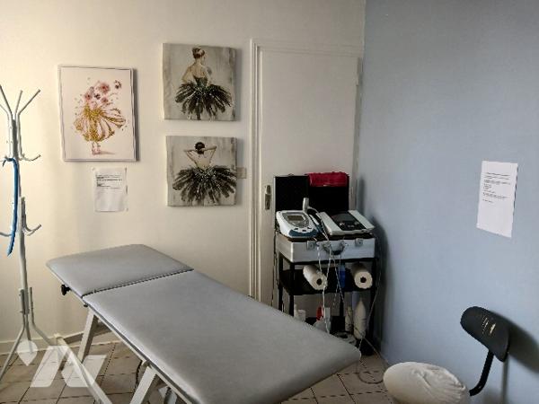 Maison d'habitation et local professionnel à vendre à SAINT-MAIXENT-L'ECOLE (79400)