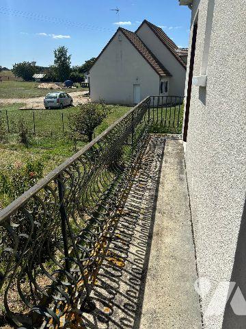 Maison des années 70 d'environ 130 m² avec jardin clos