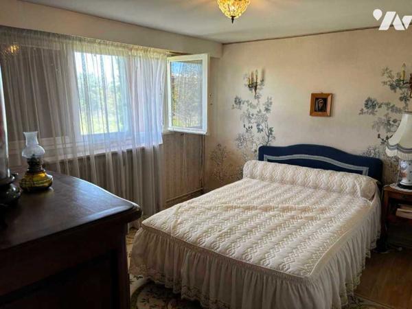 Maison des années 70 d'environ 130 m² avec jardin clos