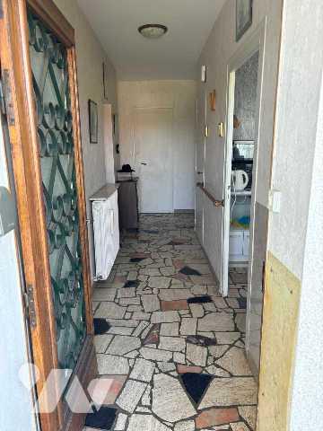 Maison des années 70 d'environ 130 m² avec jardin clos