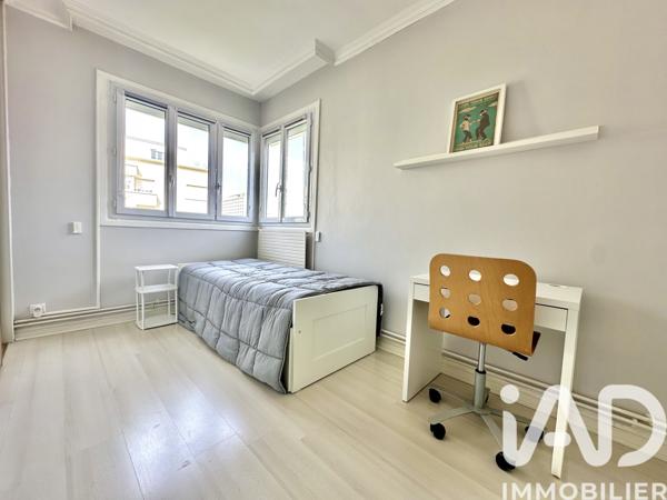 Location appartement 4 pièces 80,04 m² Nanterre