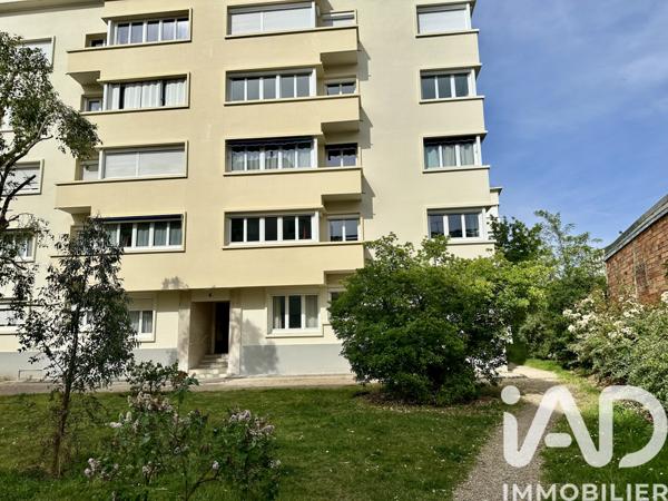 Location appartement 4 pièces 80,04 m² Nanterre