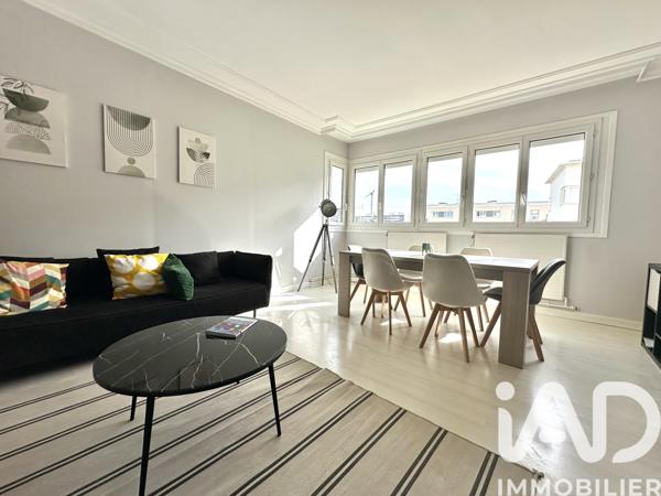 Location appartement 4 pièces 80,04 m² Nanterre