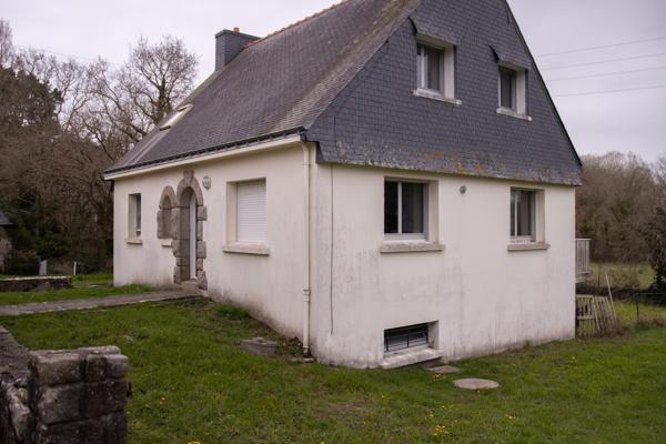 Maison familiale avec grand terrain