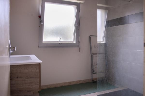 Maison familiale avec grand terrain