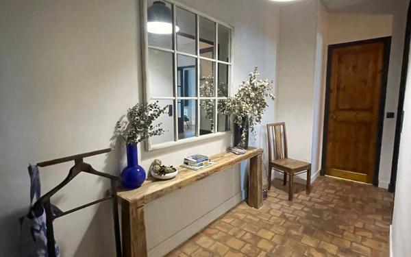 Appartement à vendre    2 pièces • 87,80 m2 Avignon