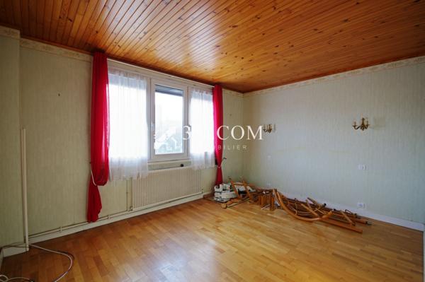 Maison 7 pièce(s) 4 chambre(s) 140 m²