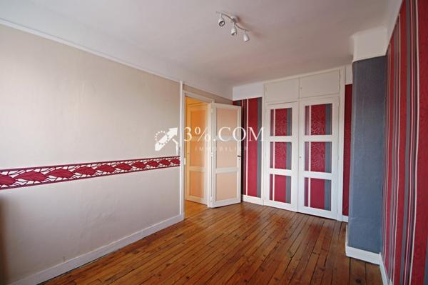 Maison 7 pièce(s) 4 chambre(s) 140 m²