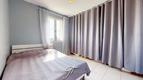 EN EXCLUSIVITE - R+1 4 CHAMBRES - SALLE D'EAU - SALLE DE BAINS